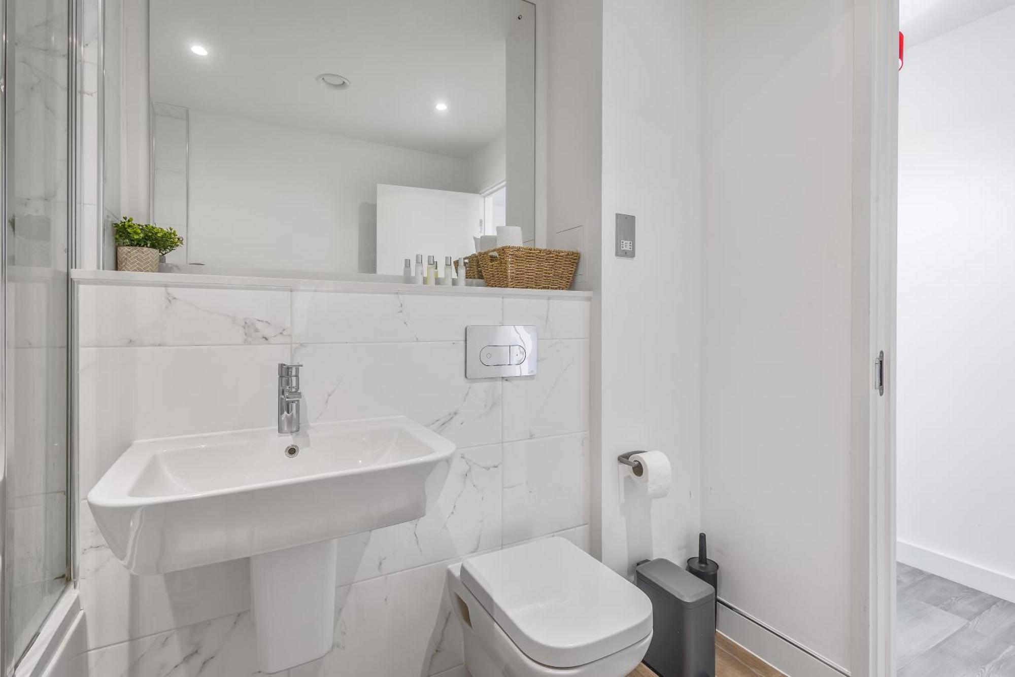 Luxury 2 Bedroom Apartment, On Broad Street! Apartamento